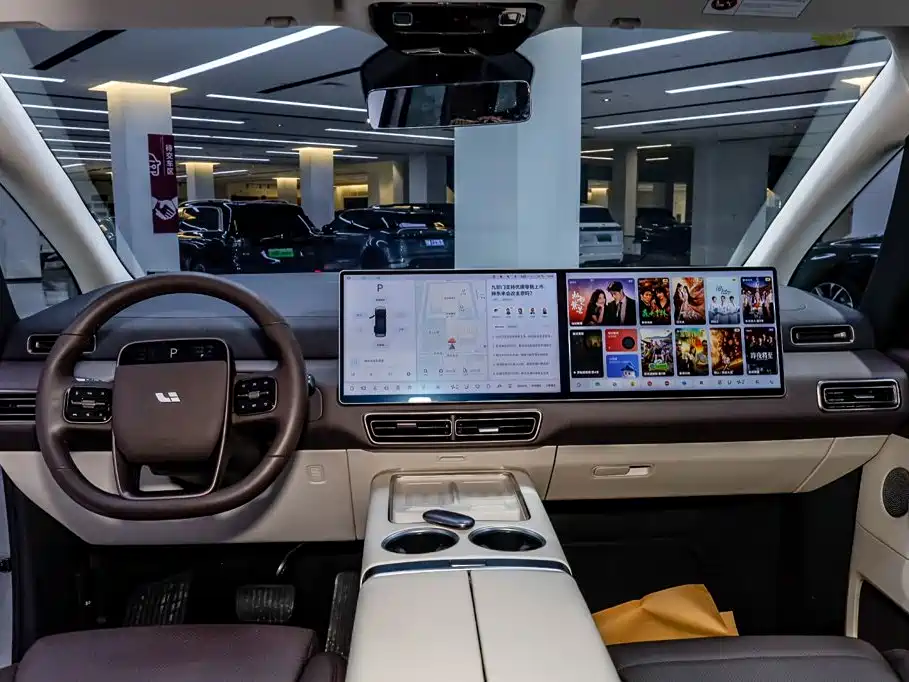 Li Auto Li MEGA — миниатюра 25