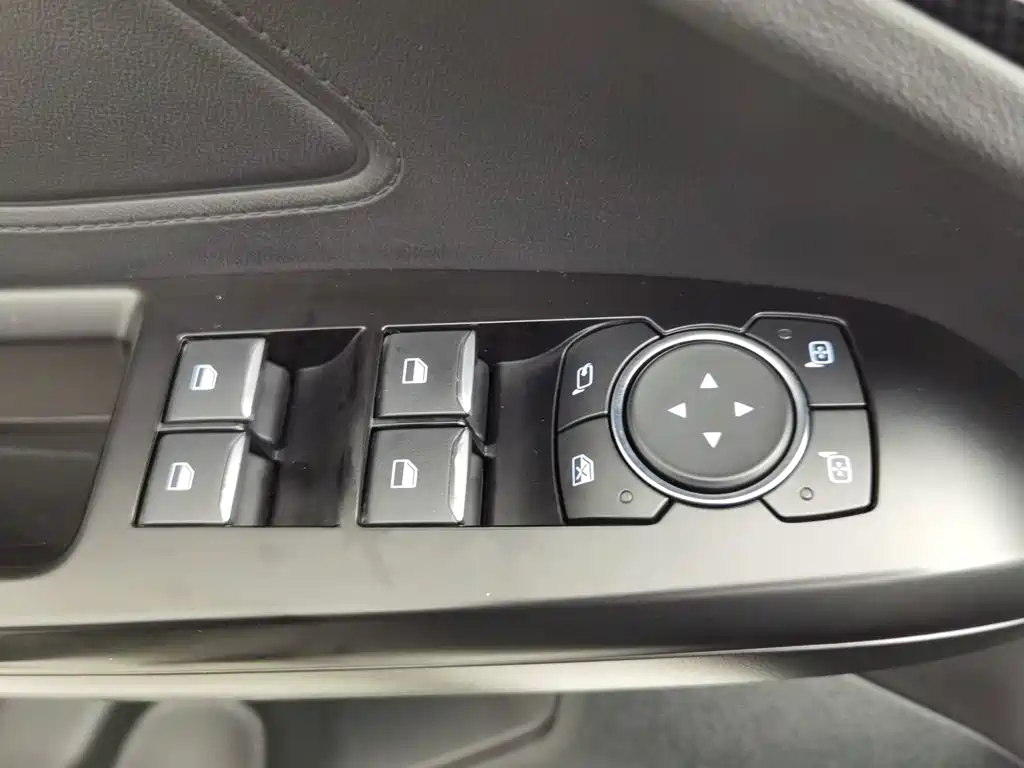 Ford Focus — миниатюра 9