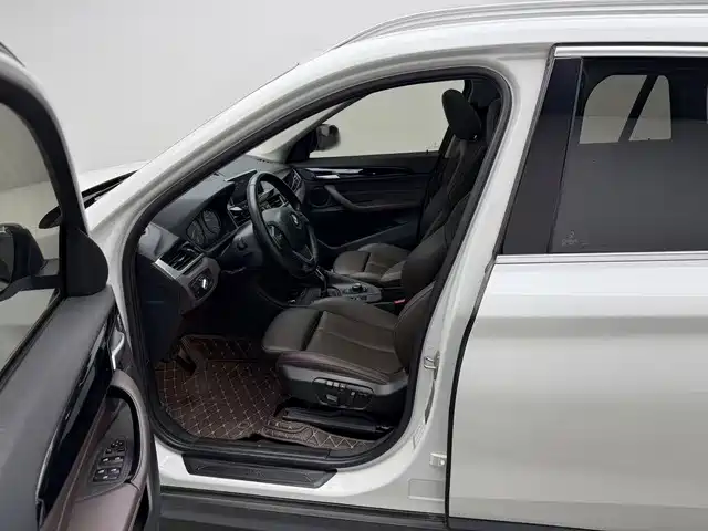 BMW X1 — миниатюра 8