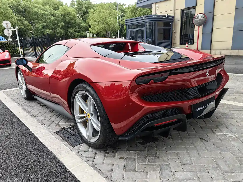 Ferrari 296 2022 3.0T V6 GTS