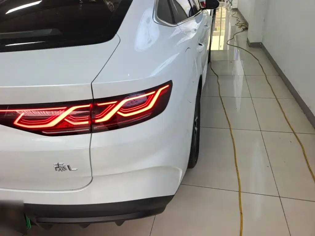 BYD Qin L — миниатюра 8