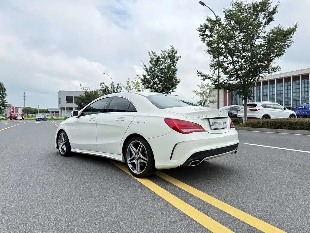 Mercedes-Benz CLA (Import) — миниатюра 9