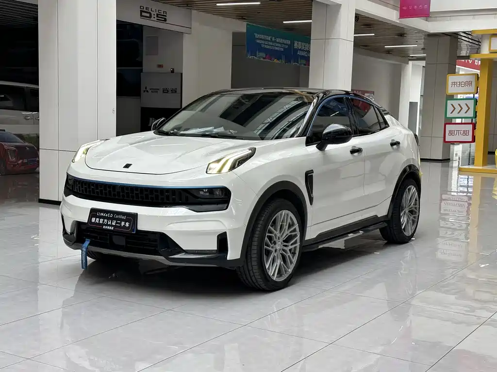 Купить Lynk & Co 05