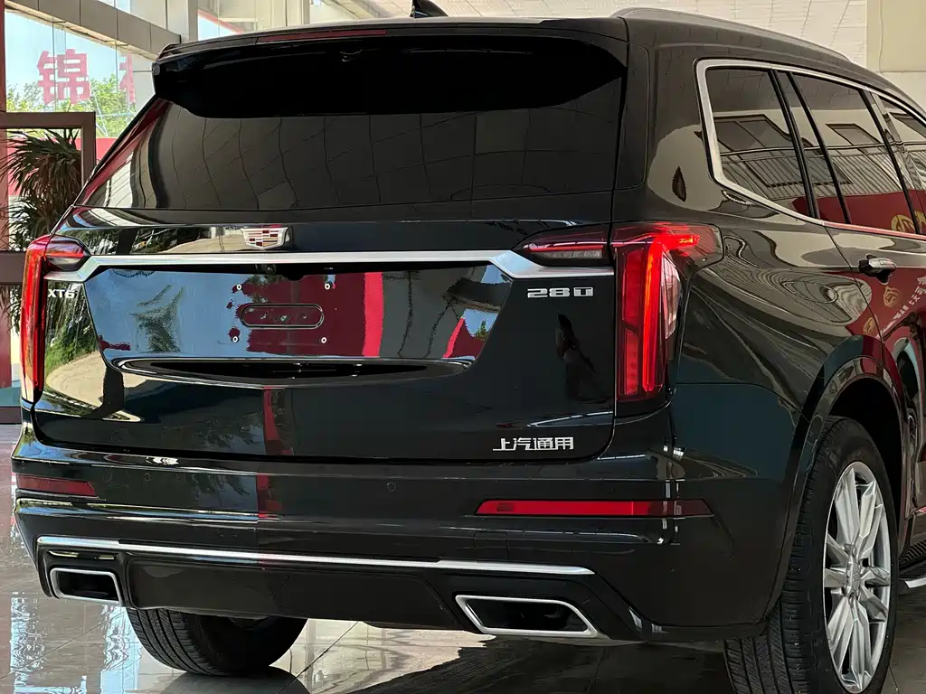 Cadillac XT6 — миниатюра 3