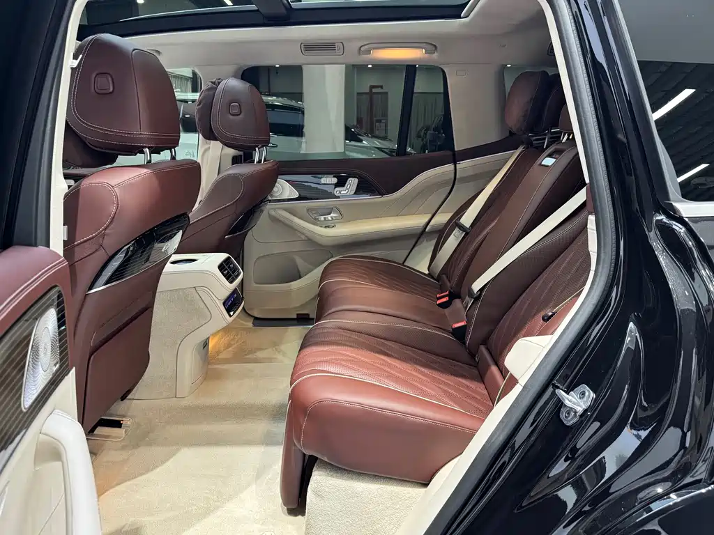 Mercedes-Benz GLS — миниатюра 8