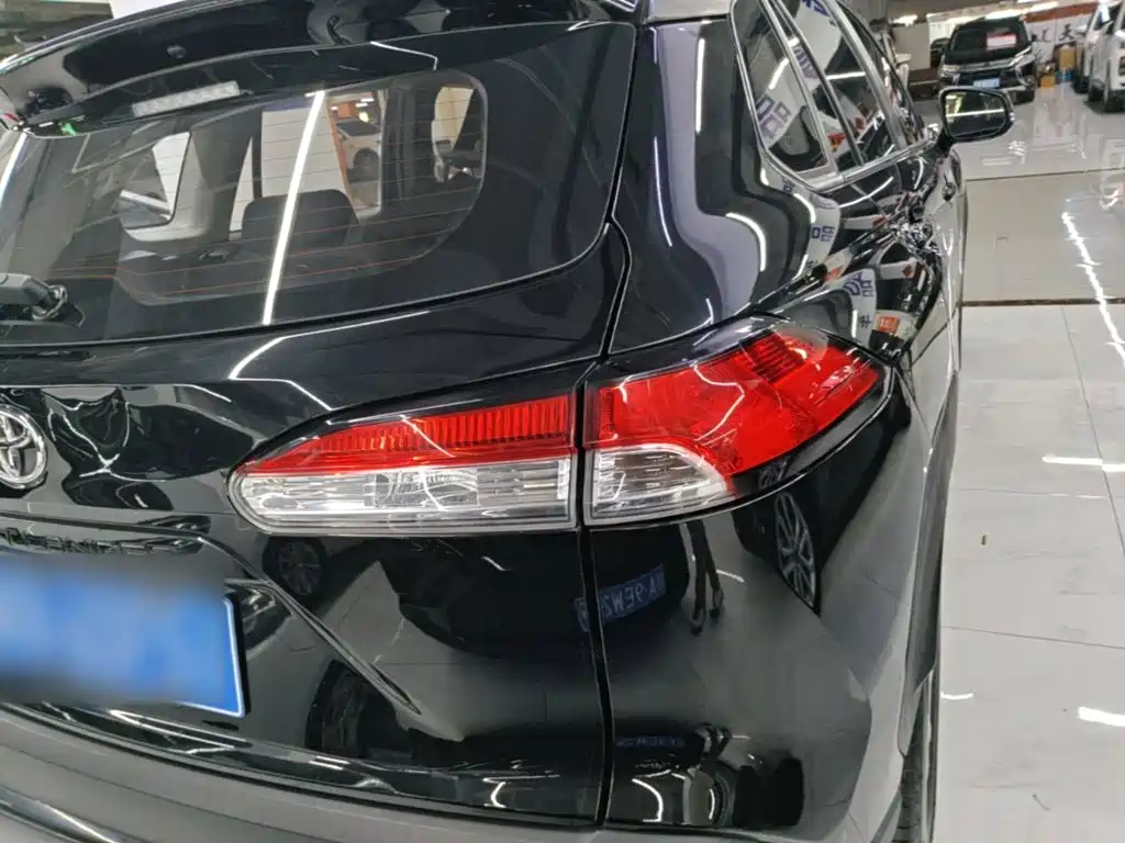 Toyota Frontlander — миниатюра 8