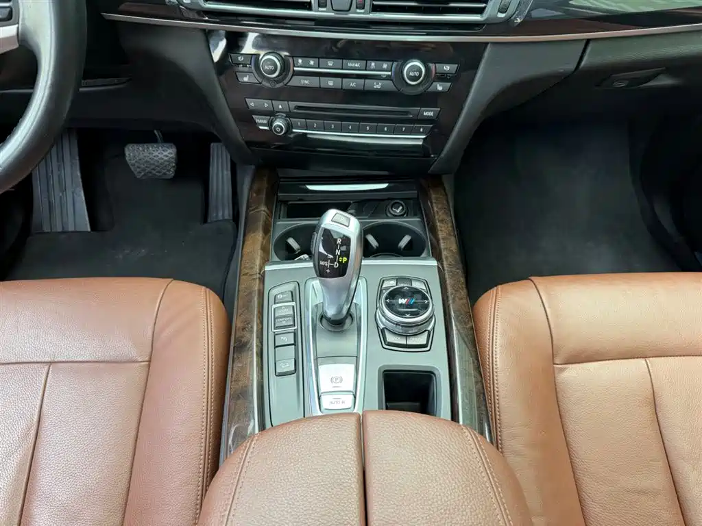 BMW X5 2014 xDrive35i Lead