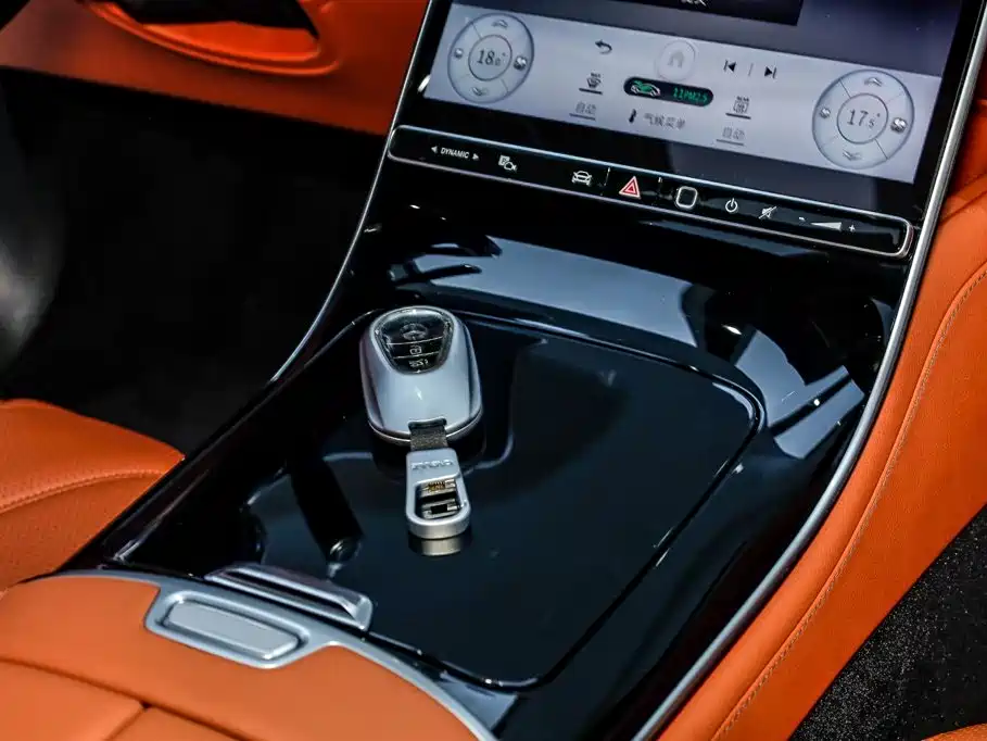 Mercedes-Benz S-Class — миниатюра 28