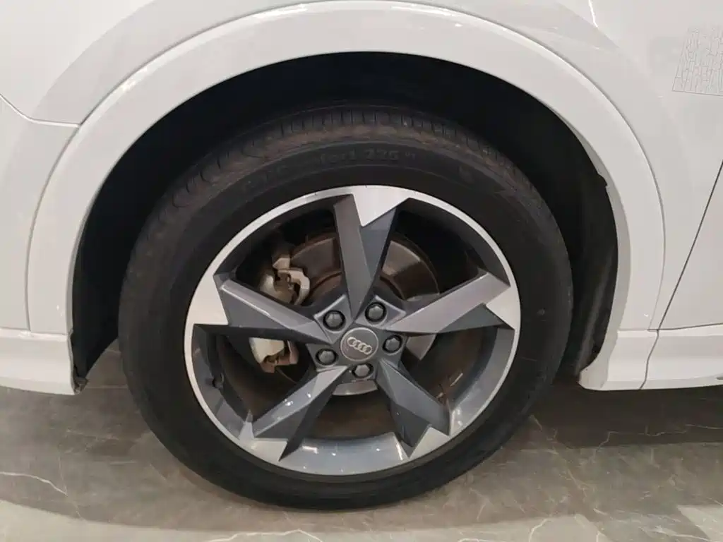 Audi Q3 — миниатюра 23