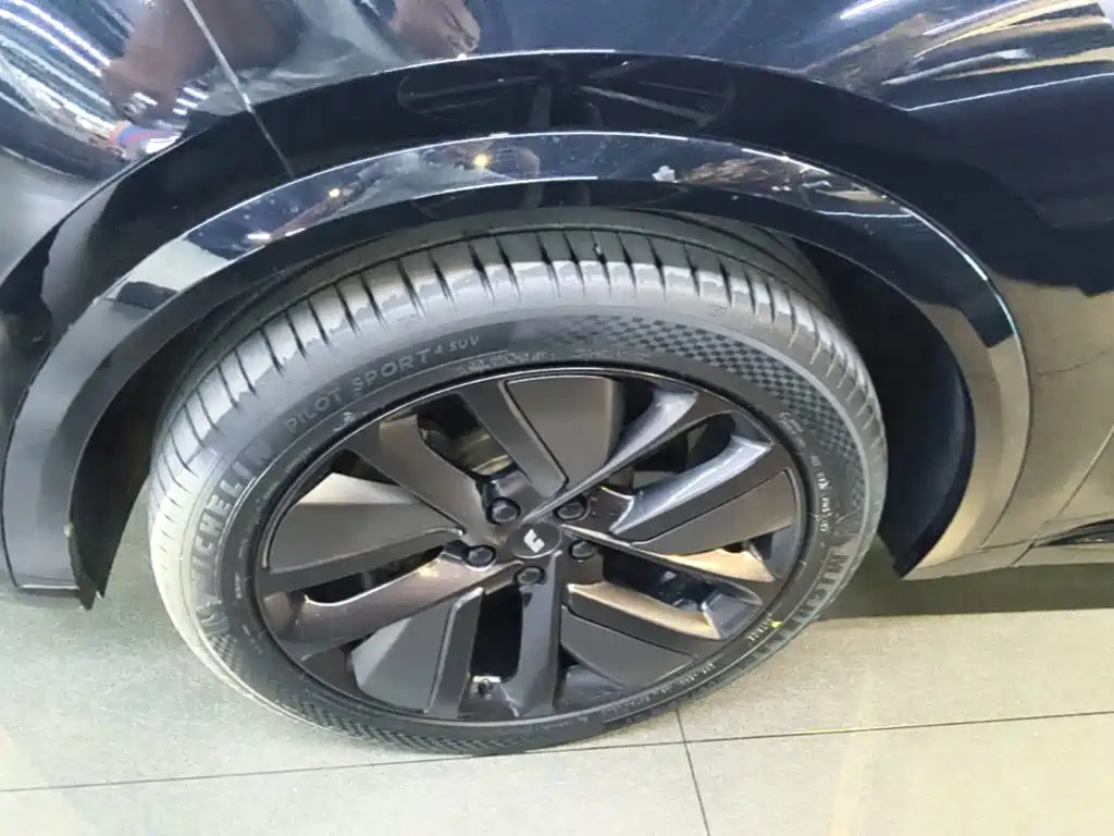 Li Auto Li L9 — миниатюра 23