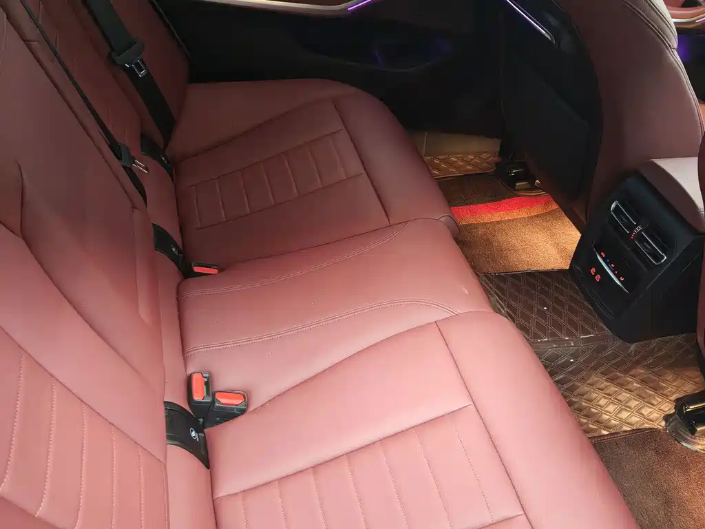 BMW 3 Series — миниатюра 10