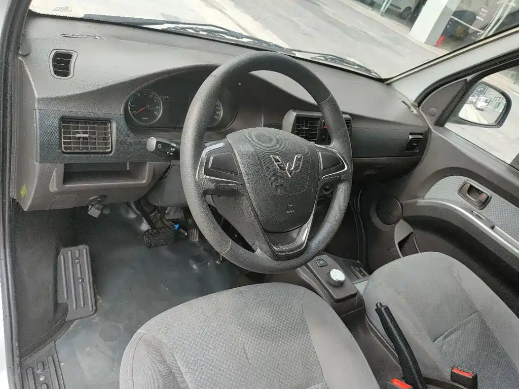 Wuling Rongguang EV — миниатюра 4