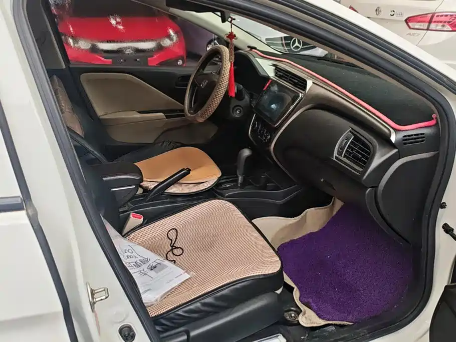 Honda City — миниатюра 8