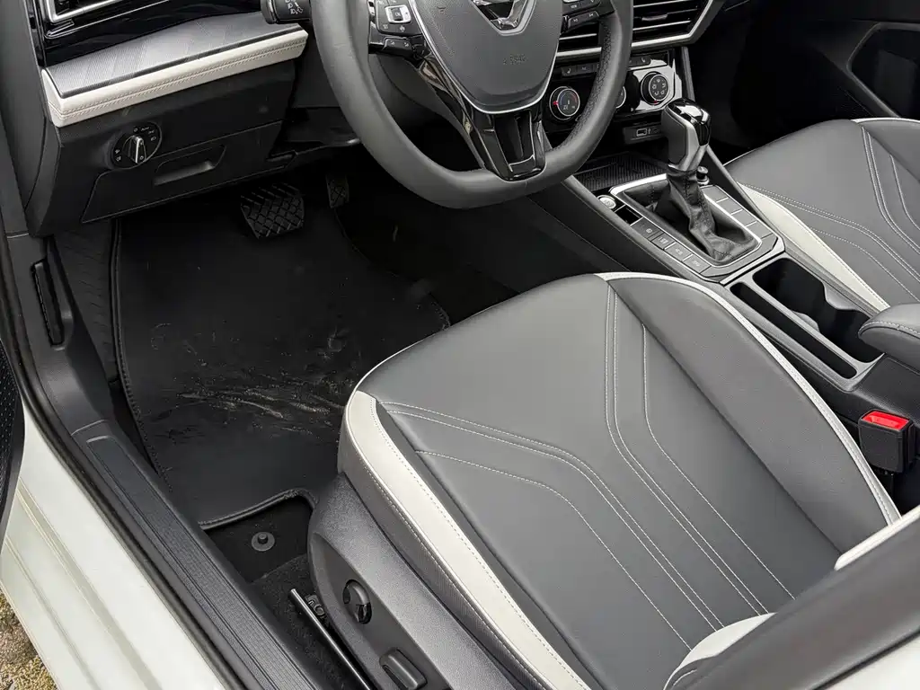 Jetta VA7 — миниатюра 5