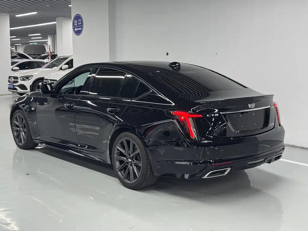 Cadillac CT5 — миниатюра 14