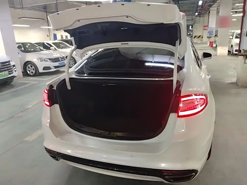Ford Mondeo — миниатюра 19