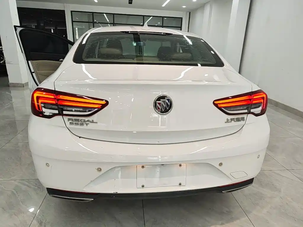 Buick Regal — миниатюра 6