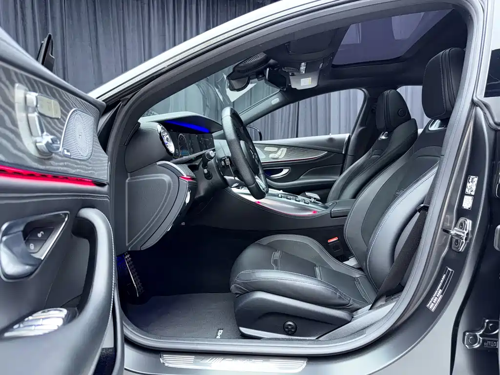 MERCEDES-BENZ AMG GT