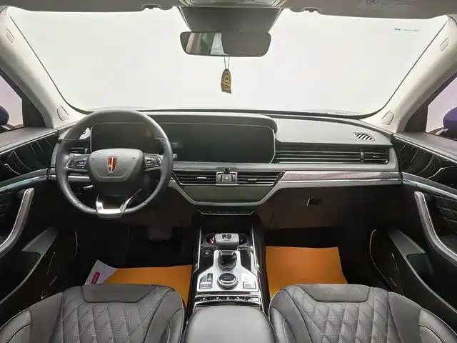 Hongqi HS5 2019 2.0T