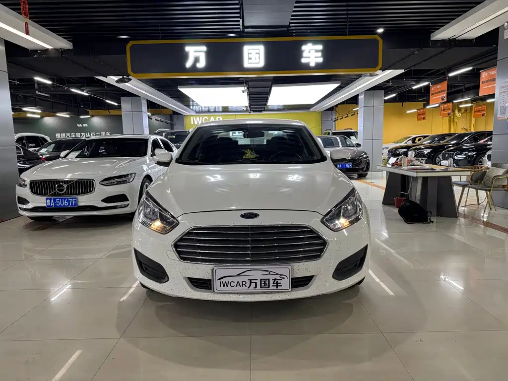 Ford Escort 2020
