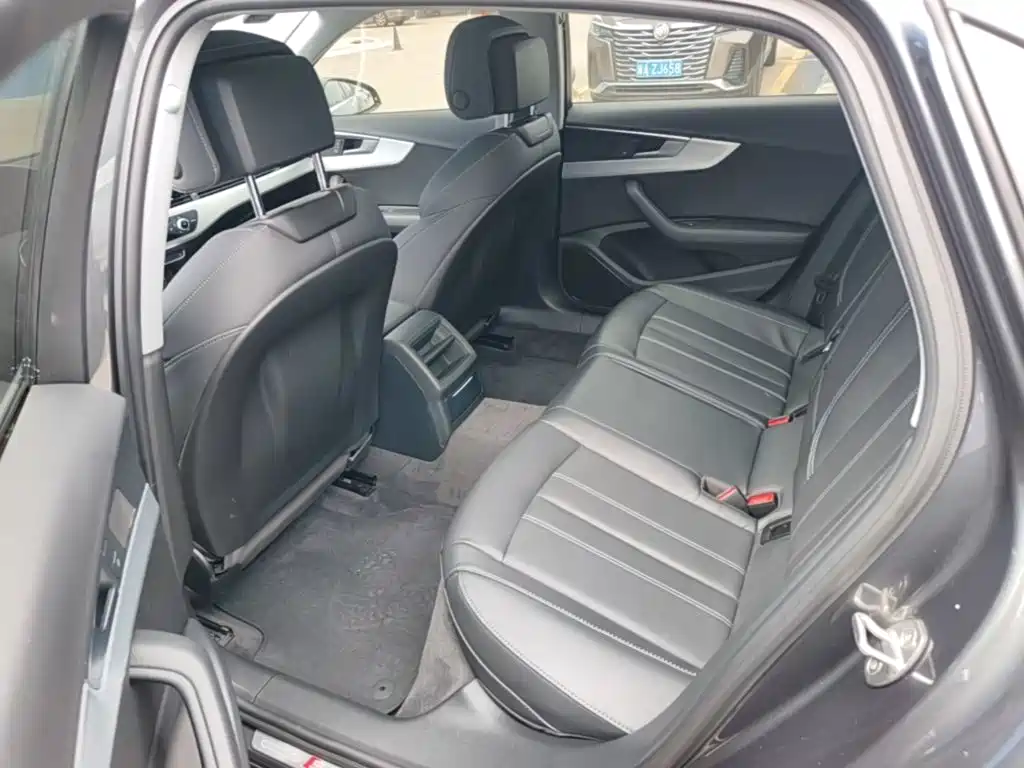 Audi A4L — миниатюра 17