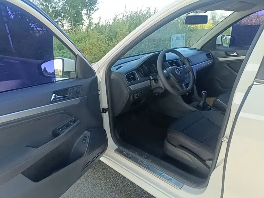 Volkswagen Lavida — миниатюра 16