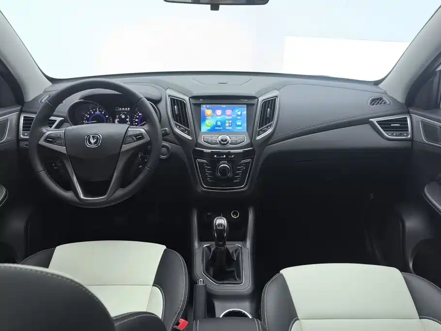 Changan CS35 — миниатюра 12