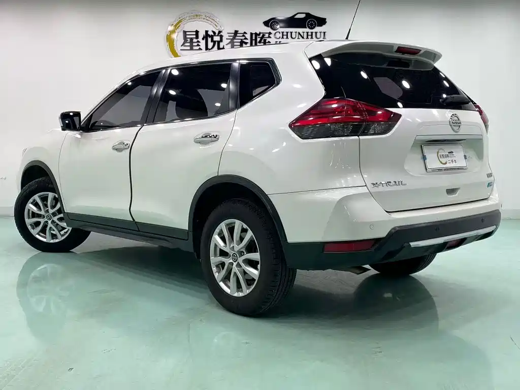 Nissan X-Trail — миниатюра 7