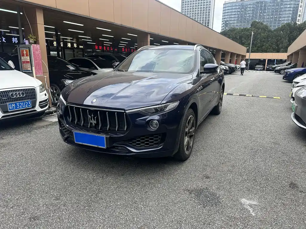 Купить Maserati Levante