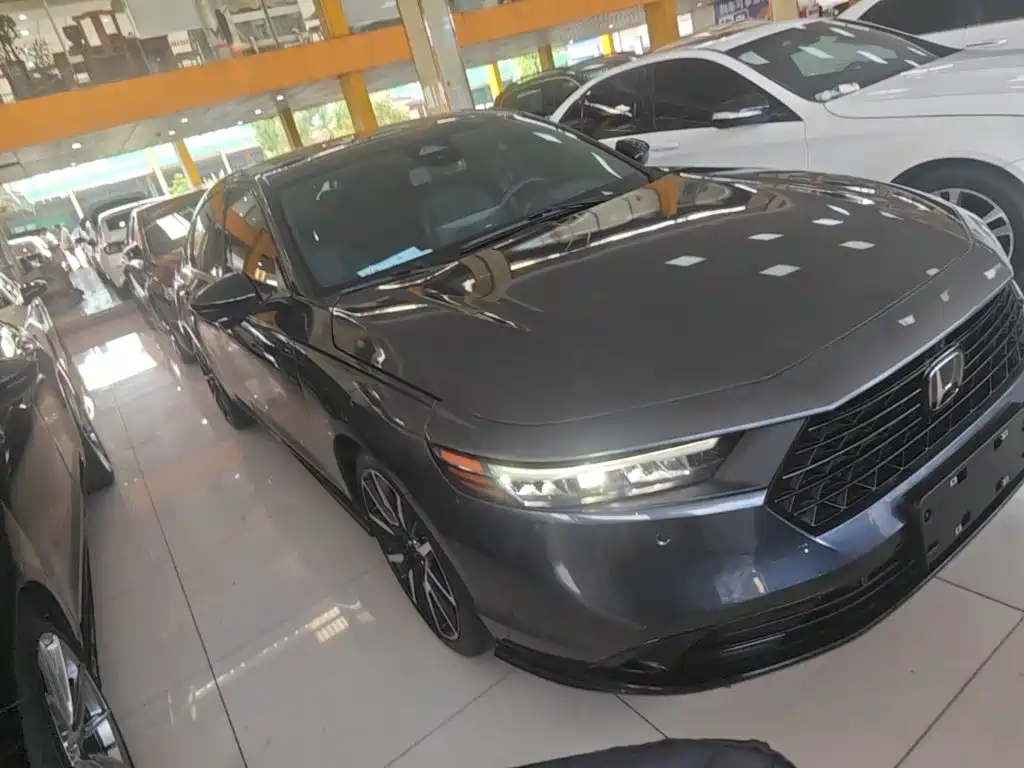 Honda Accord — миниатюра 4