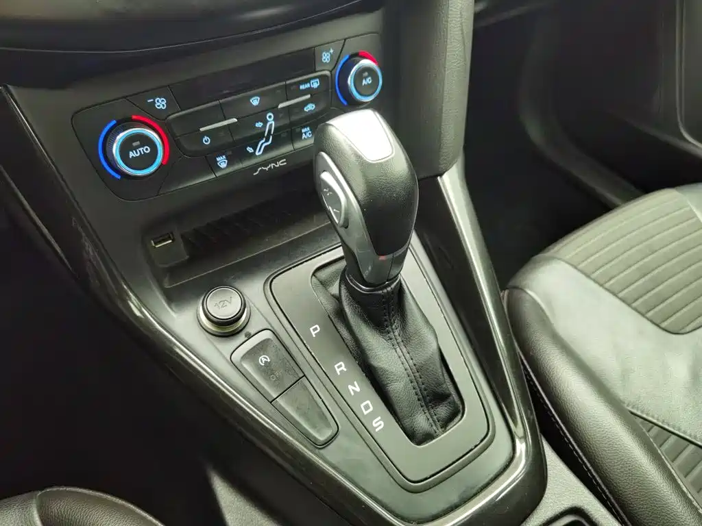 Ford Focus — миниатюра 13