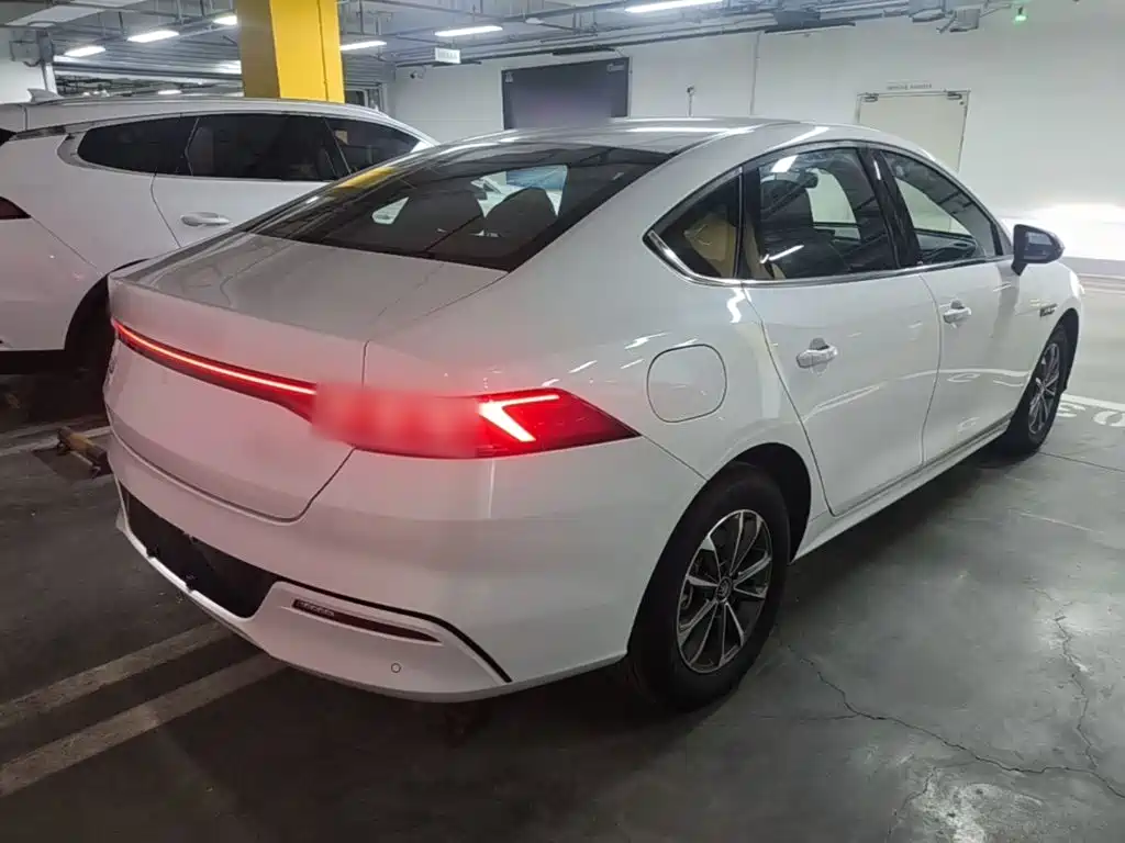BYD Qin PLUS — миниатюра 7