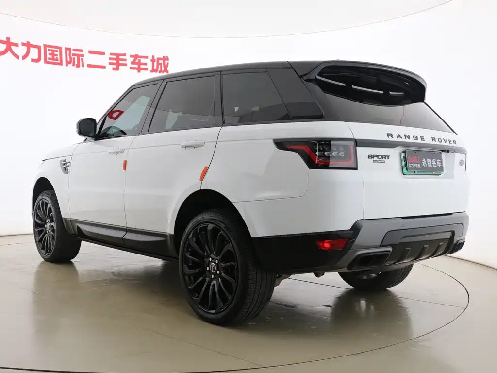 Land Rover Sport PHEV - фото 13