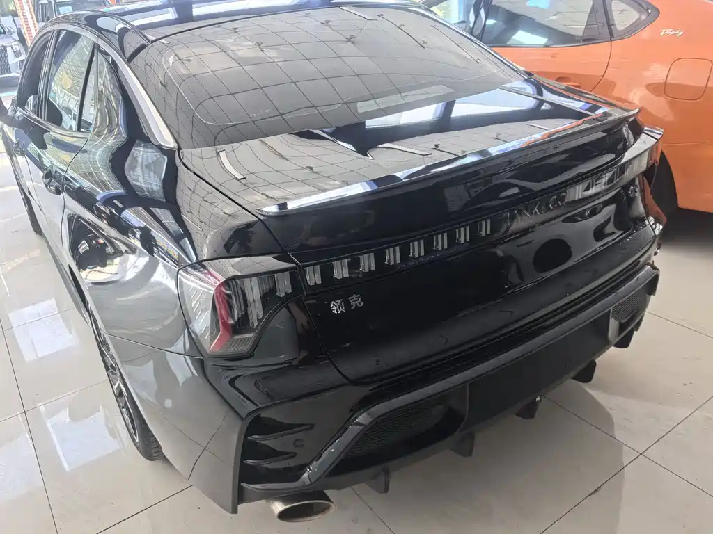 Lynk & Co 03 — миниатюра 10