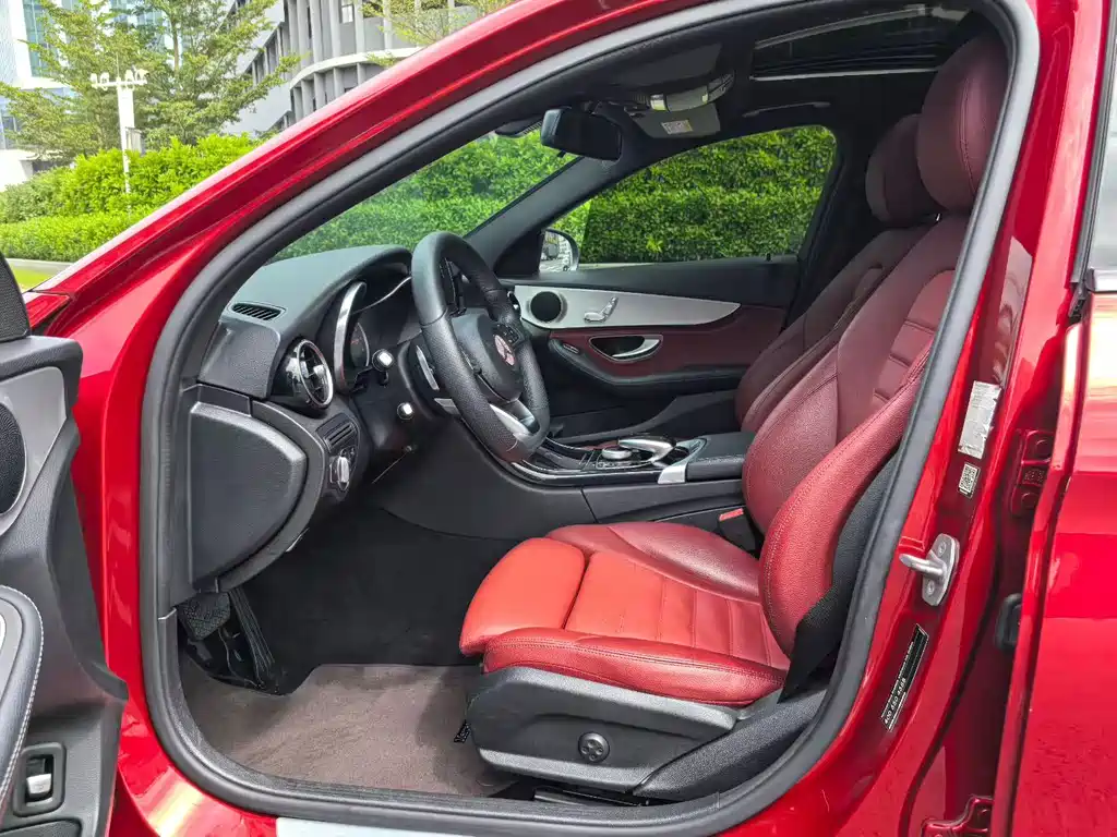 Mercedes-Benz C-Class — миниатюра 4