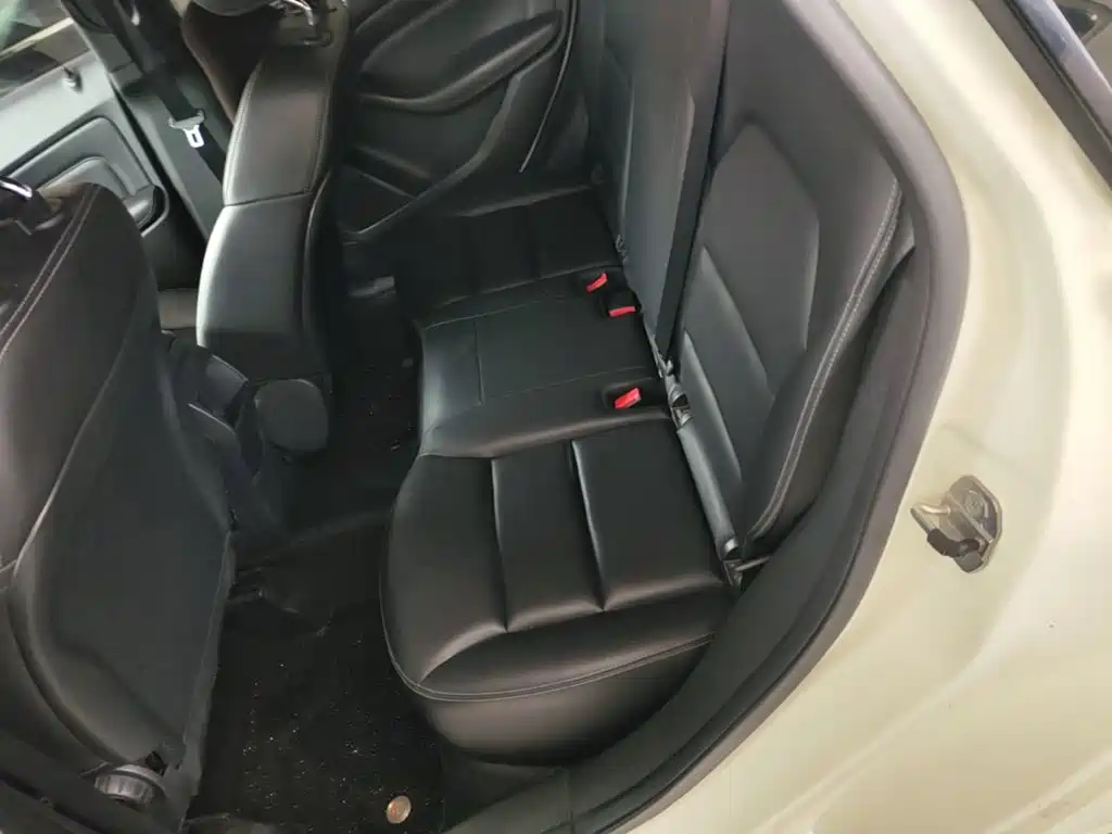 Mercedes-Benz B-Class — миниатюра 17
