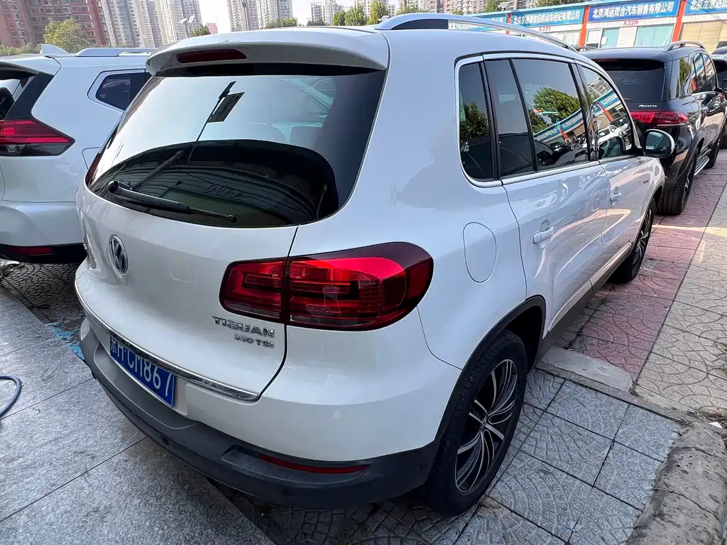 Volkswagen Tiguan — миниатюра 3