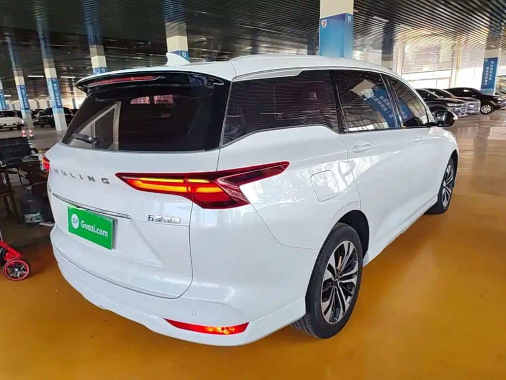 Wuling Victory — миниатюра 7