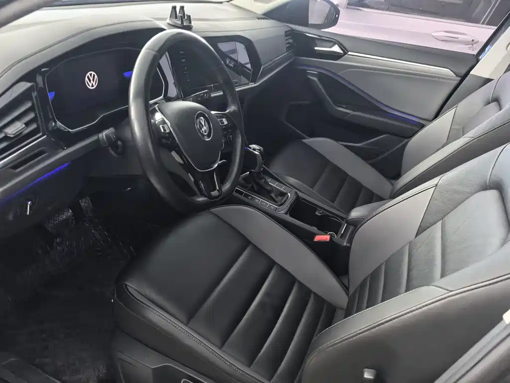Volkswagen Sagitar — миниатюра 4