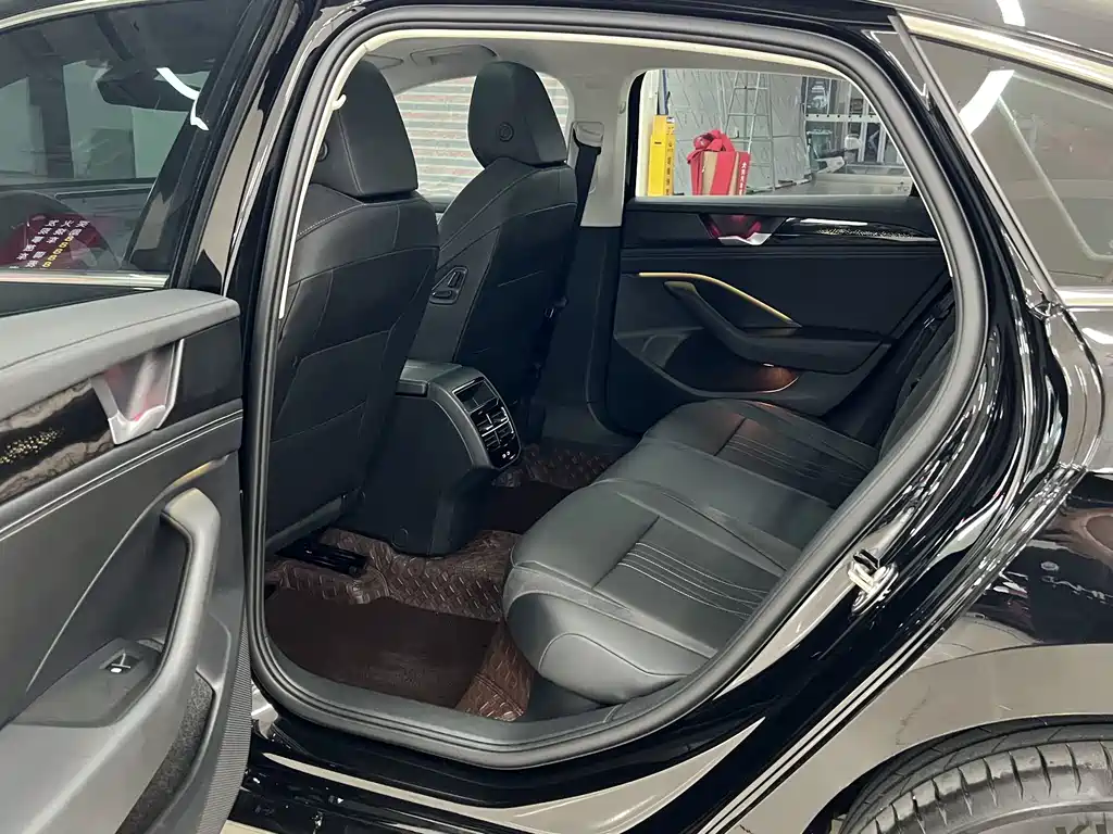 Volkswagen Magotan — миниатюра 12