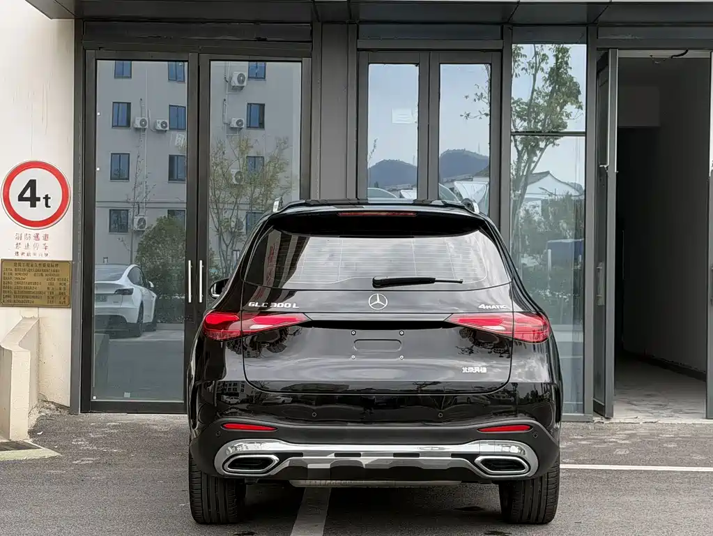 Mercedes-Benz GLC — миниатюра 14