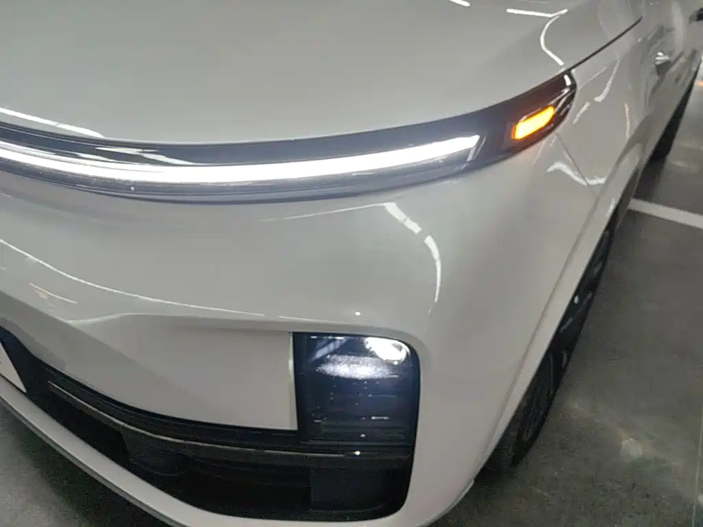 Li Auto Li L8 — миниатюра 24