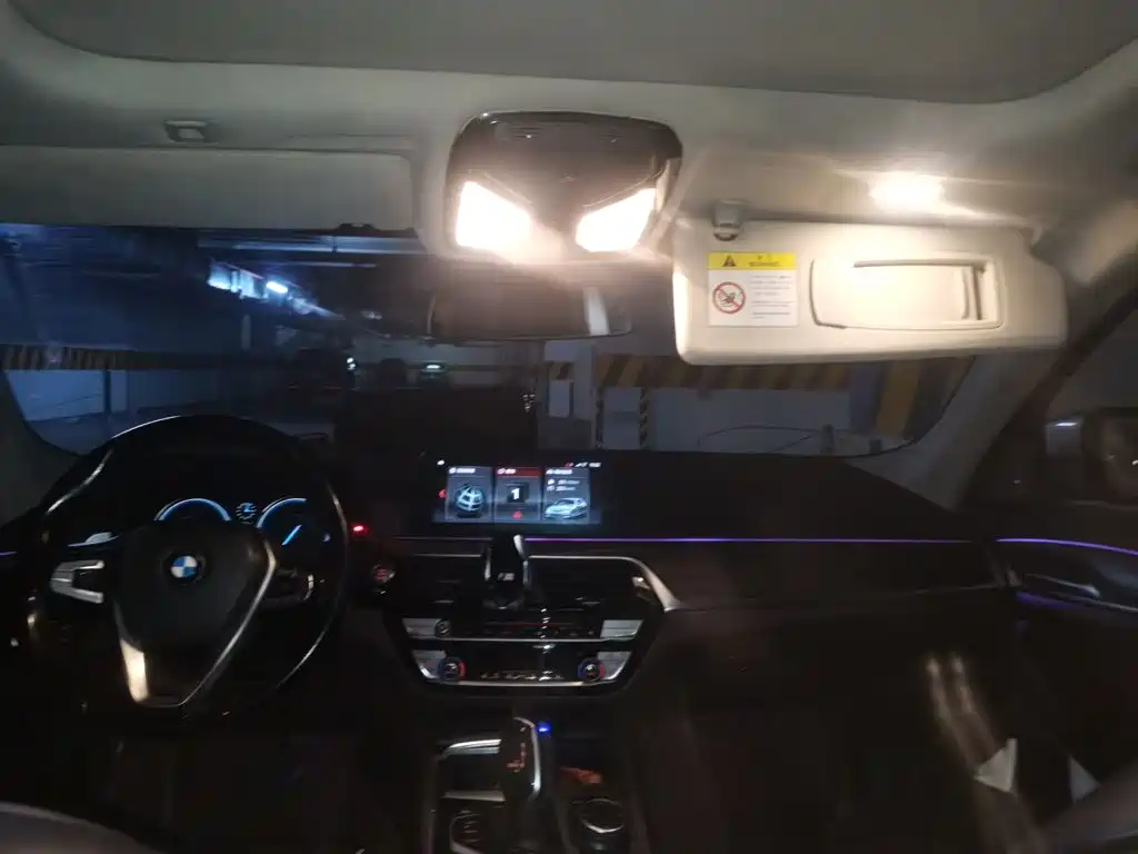 BMW 5 Series — миниатюра 19