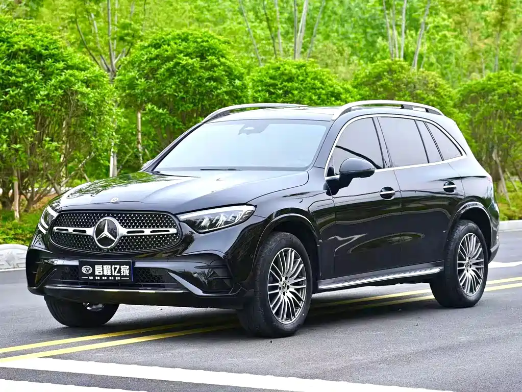 Mercedes-Benz GLC 2025