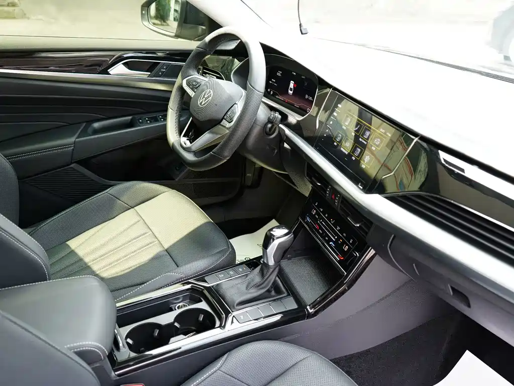 Volkswagen Passat — миниатюра 11