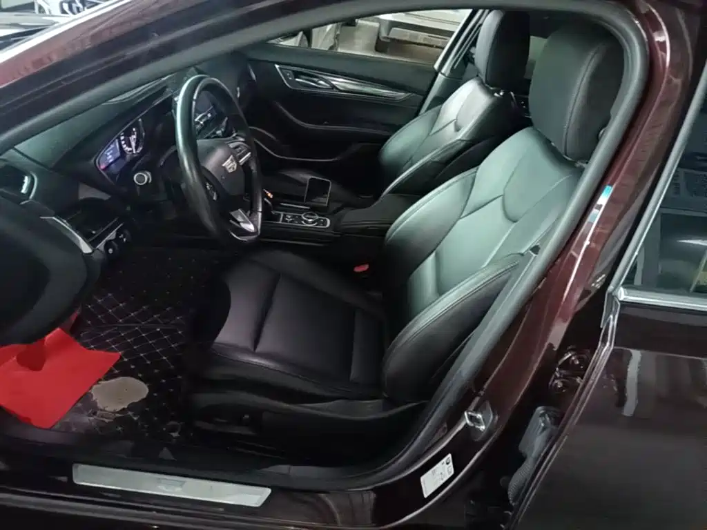 Cadillac CT5 — миниатюра 14