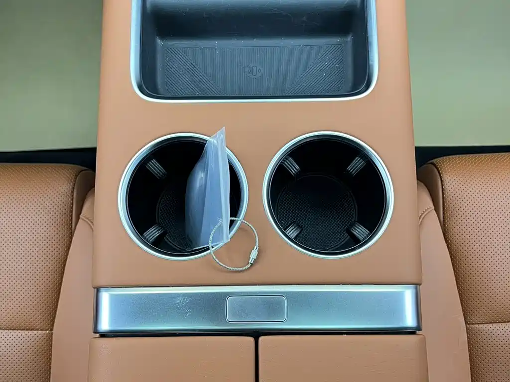 Li Auto Li L8 — миниатюра 22
