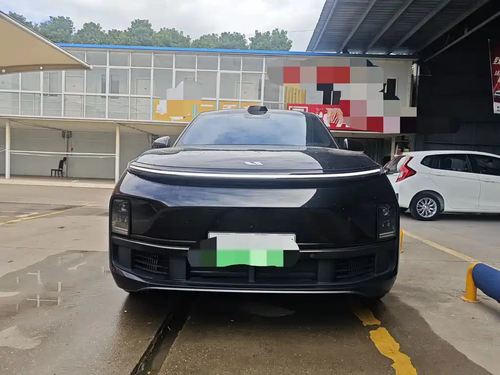 Li Auto Li L9 — миниатюра 2