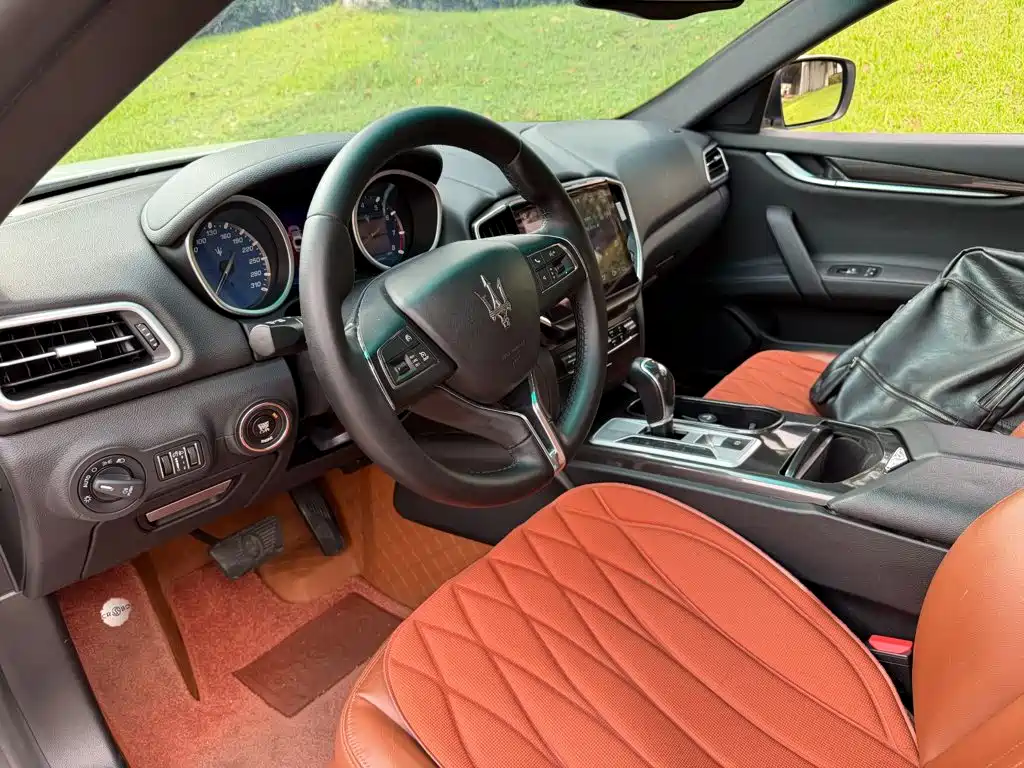 Maserati Ghibli — миниатюра 7