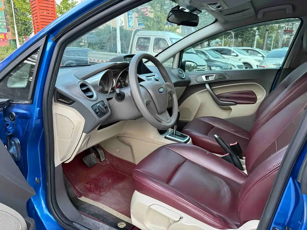Ford Fiesta — миниатюра 4
